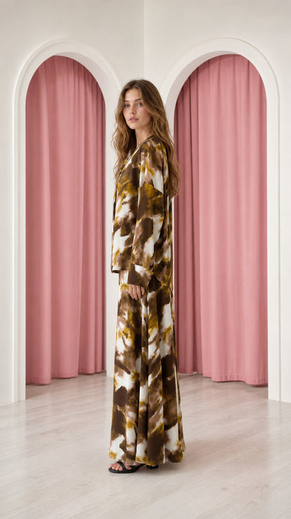 Side view of model wearing mocha brown tie-dye matching set