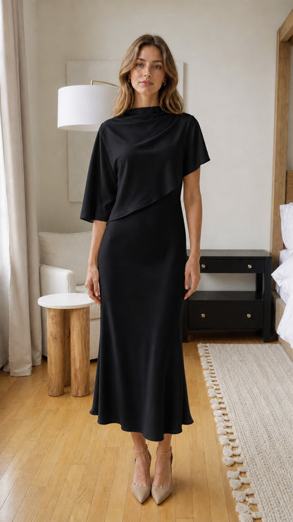 Front view of model wearing the black color variant