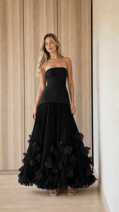Full length front view of black color variant